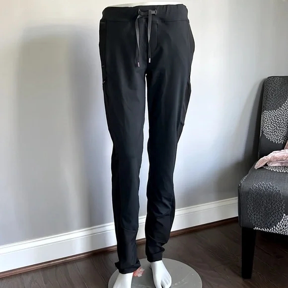 Title Nine Ascent 2.0 Hiking Pants - Picture 3 of 12